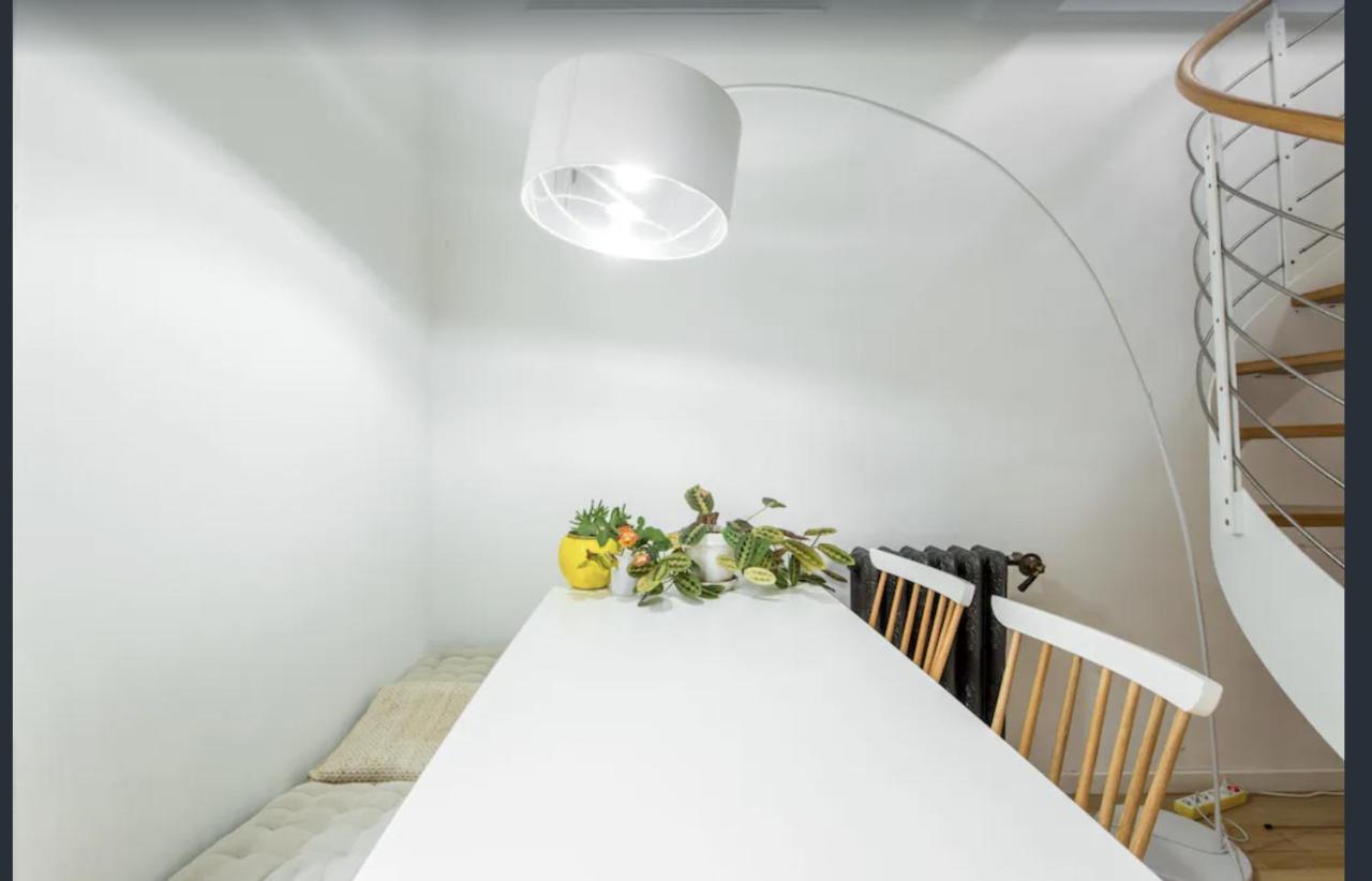 Paris Petit Appartement Lumineux Et Atypique Экстерьер фото